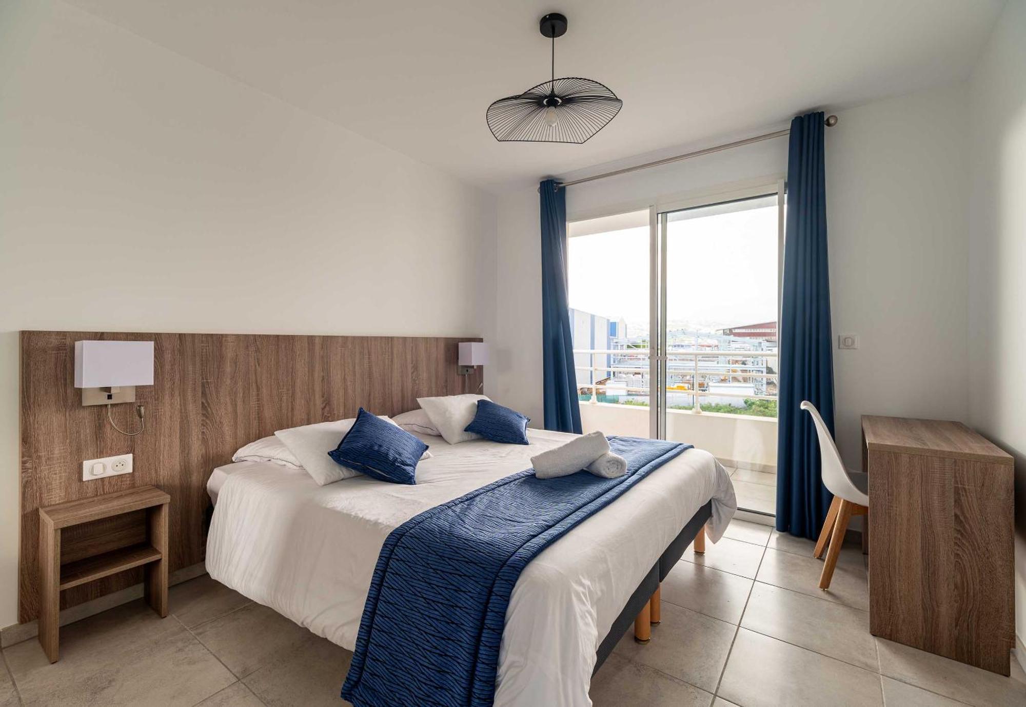 B&B Home Fort-De-France Marina 外观 照片