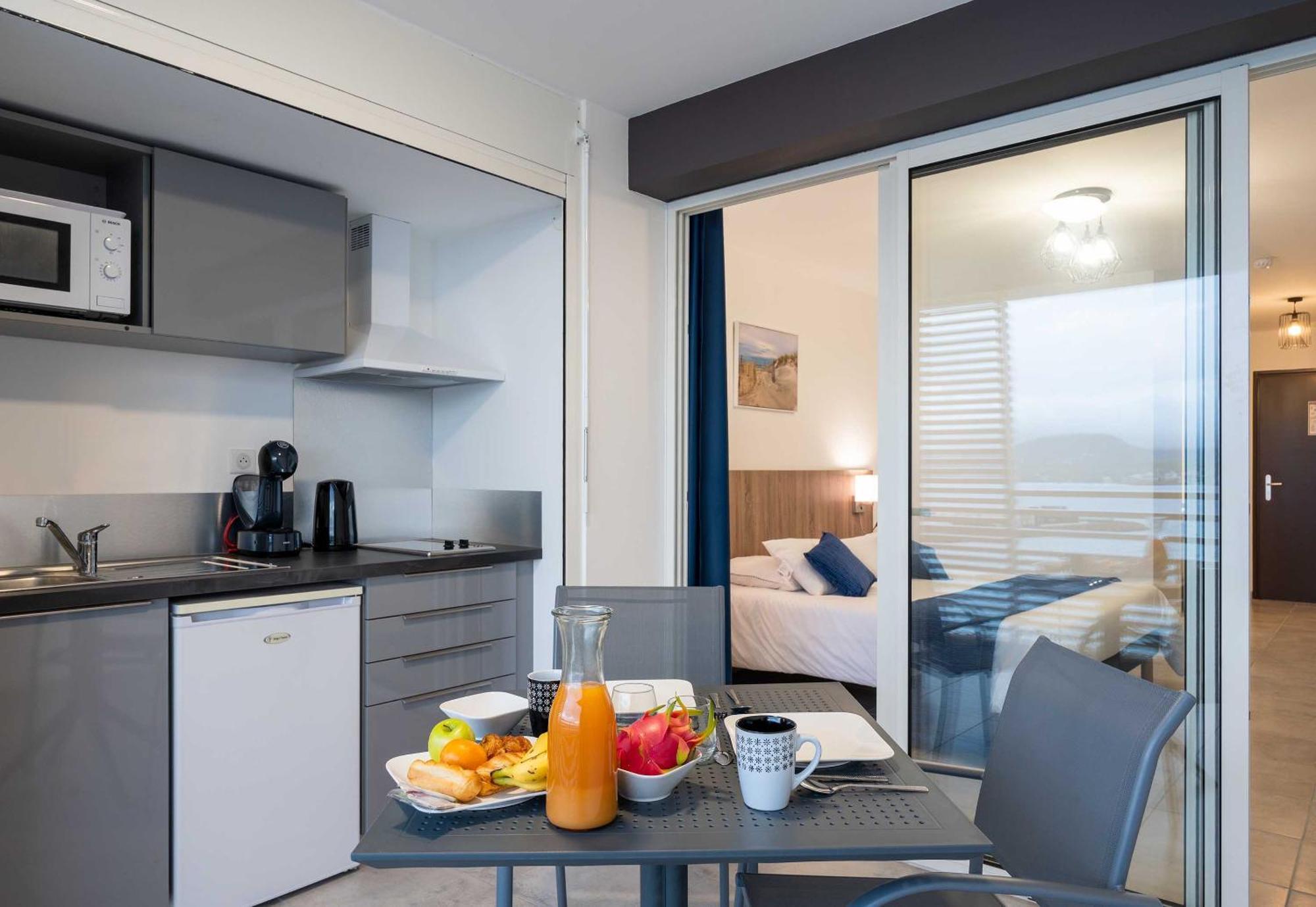 B&B Home Fort-De-France Marina 外观 照片