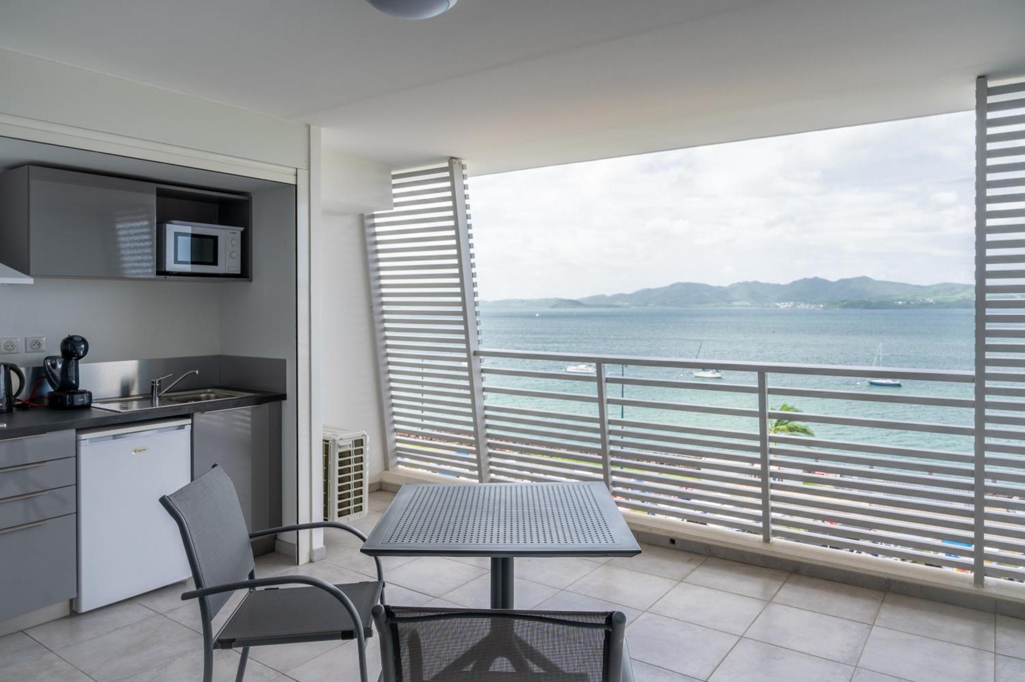 B&B Home Fort-De-France Marina 外观 照片