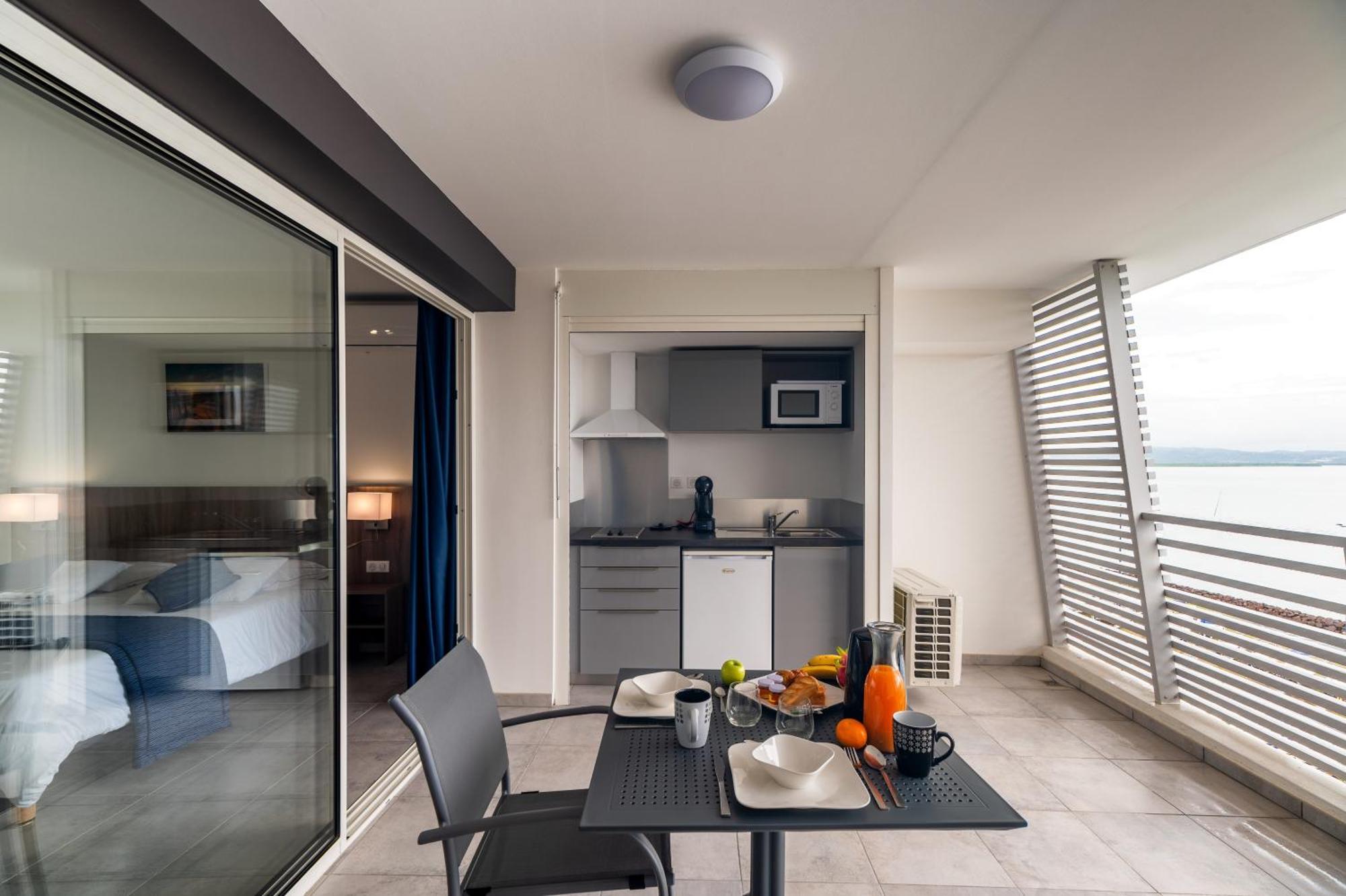 B&B Home Fort-De-France Marina 外观 照片