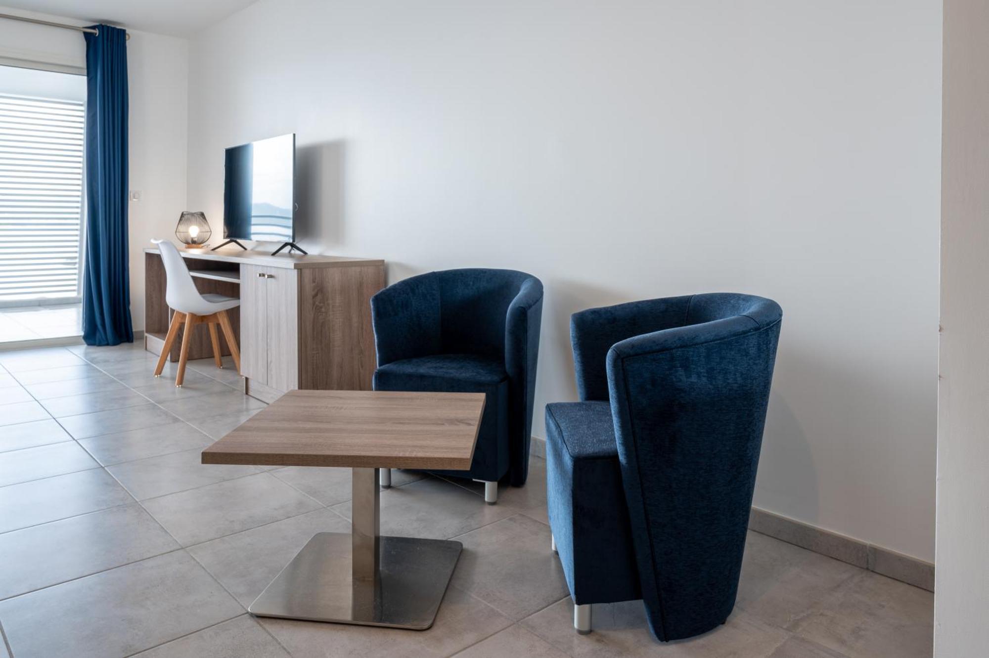 B&B Home Fort-De-France Marina 外观 照片