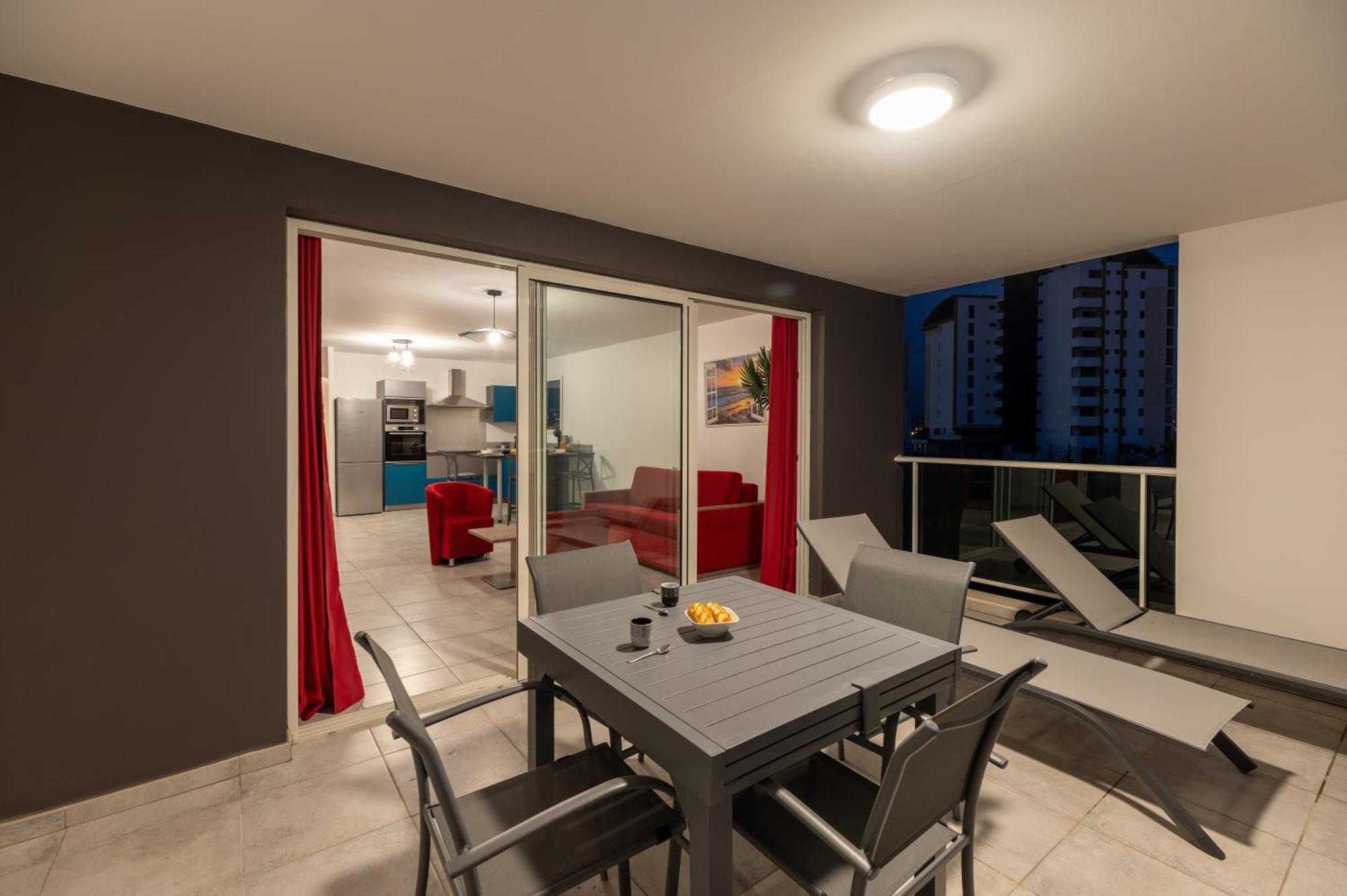B&B Home Fort-De-France Marina 外观 照片