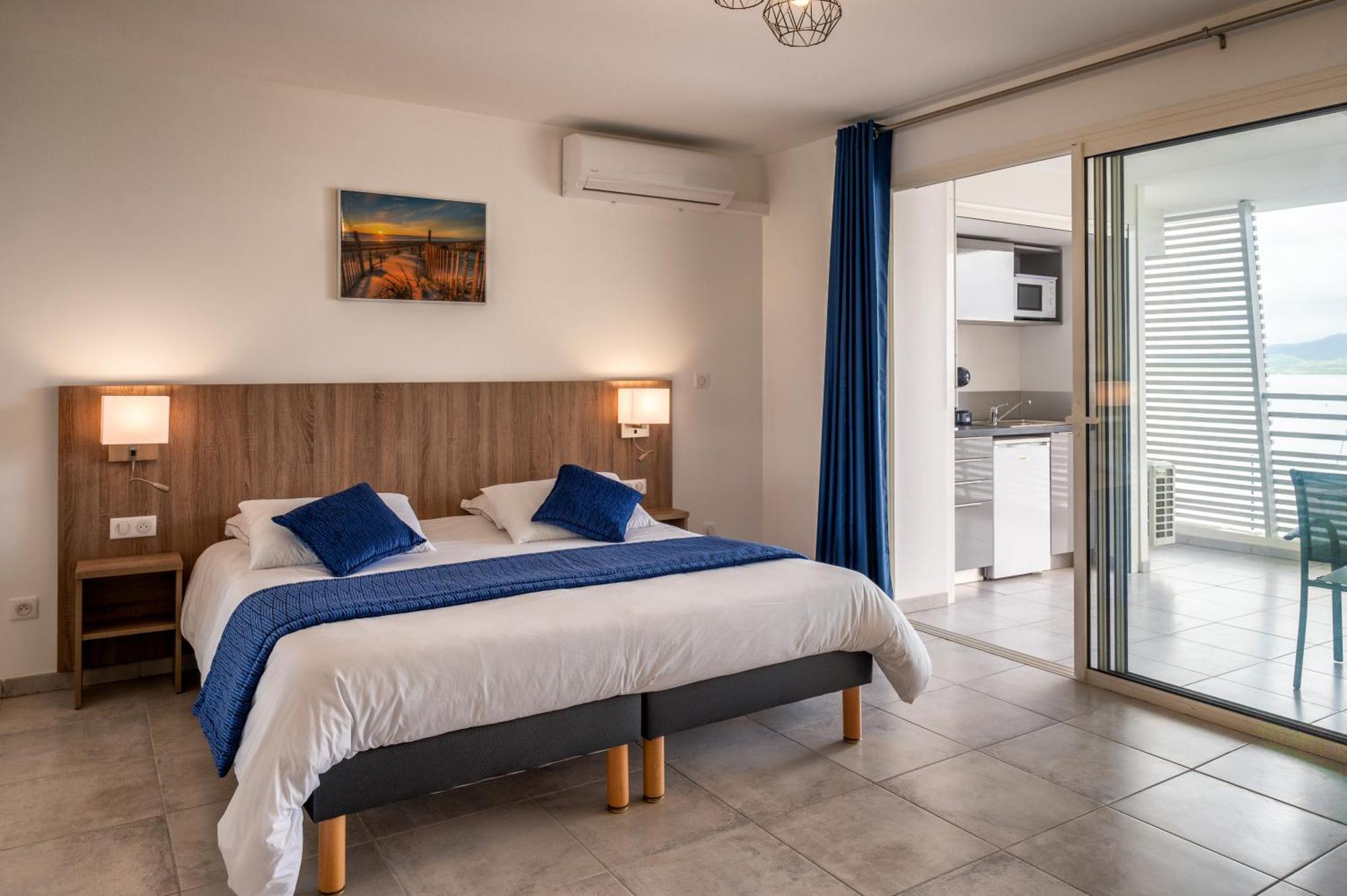 B&B Home Fort-De-France Marina 外观 照片