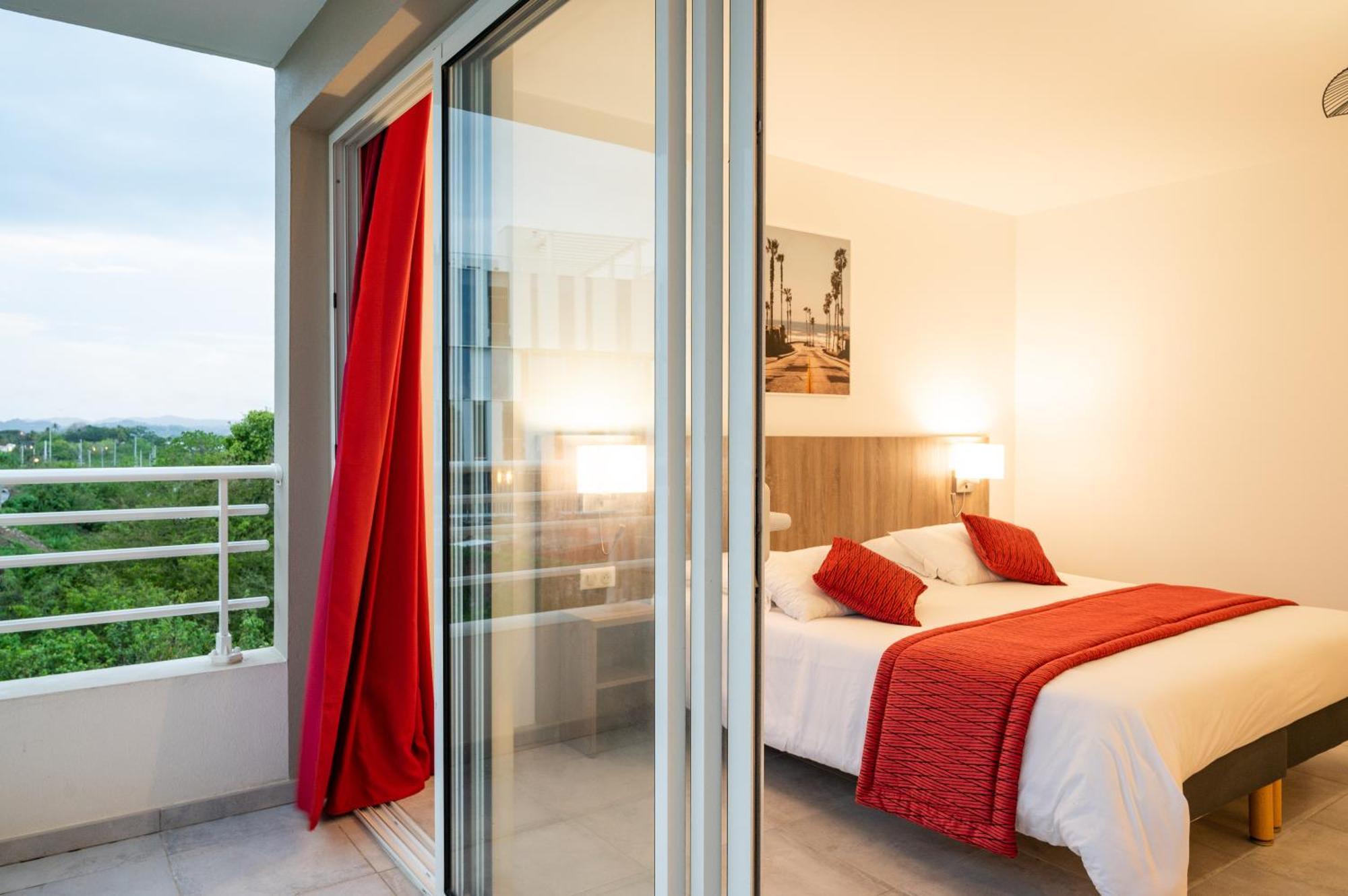 B&B Home Fort-De-France Marina 外观 照片